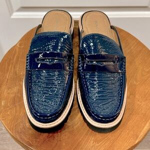 Women’s Donald J. Pliner Navy Blue Mules 9.5